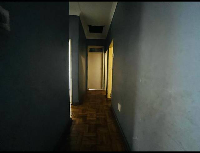 5 BEDROOM HOUSE FOR SALE IN KEMPTON PARK EXT 02